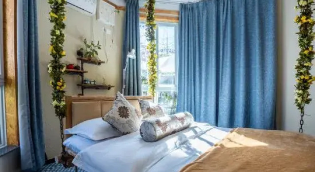 Sanyueshe Theme Inn, Book Hotel Hoteller i Baoshan med pool, Swimmingpool