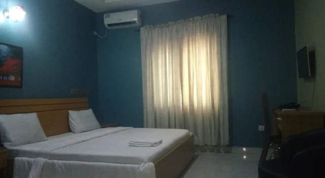 Люкс Royal Glamour Park Hotel & Suites