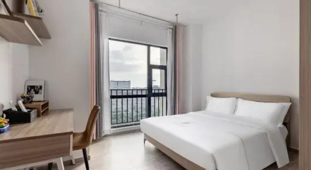 Люкс Business Zhiyi Hotel (Guangzhou Baoneng Performing Arts Center)