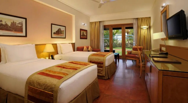 Двухместный номер Standard с видом на бассейн DoubleTree by Hilton Hotel Goa - Arpora - Baga