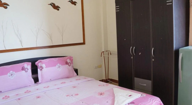 Phuttipong Apartment, Varaa Huoneisto Hotellit North-Eastern Thailand pysäköinnillä, Pysäköinti