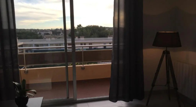 studio avec terrasse parking
