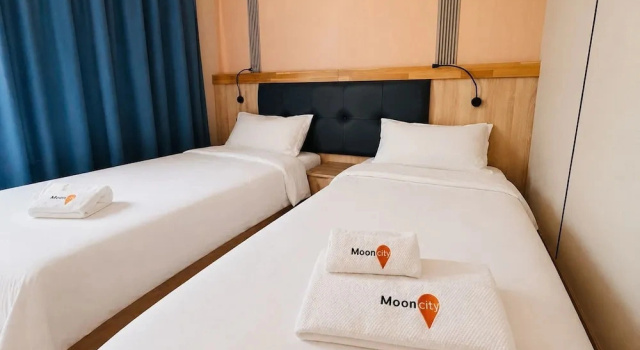 Mooncity Hotel & Boardinghouse Düsseldorf, Забронировать Отель Штадтмитте Дюссельдорф, рядом с Центральный железнодорожный вокзал Дюссельдорфа