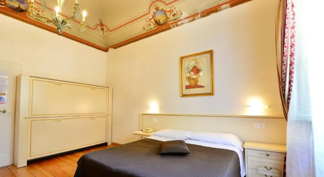 Iris, Varaa Hotelli Hotellit Perugia aamiaisella, lähellä Acqueduct, Aamiainen