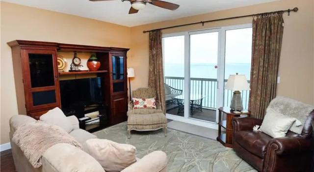 Seychelles 1307 - One Bedroom Condo, Book Hotel Hoteller i Lower Grand Lagoon med parkering, Parkering