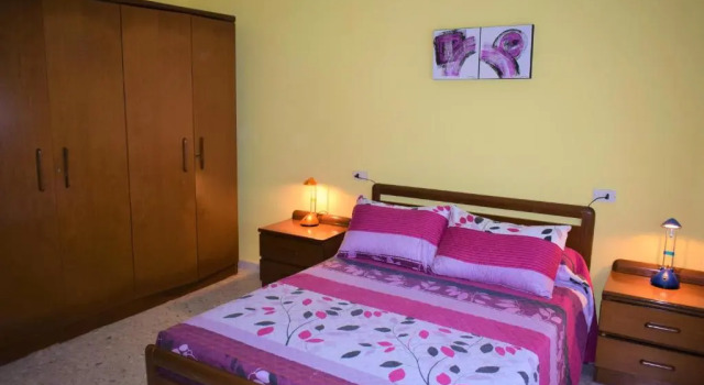 As Carreiras 2, Book Hotel Bueu 