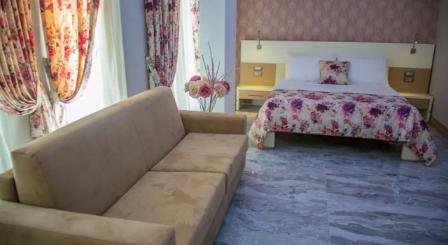 Полулюкс Deluxe Hotel Vila Koral