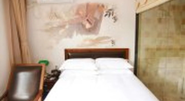 Pofit Nostalgia Theme Hotel (Beijing Nanluoguxiang), Book Hotel Dongcheng Beijing, nær Andingmen Station