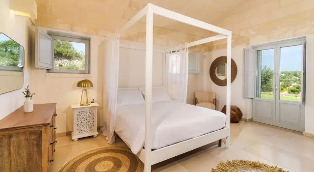 Trullo Ashi in Ostuni, Book Villa Ostuni Valle d'Itria
