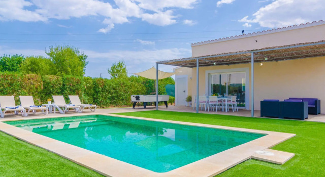 NOGUER - Villa for 4 people in LLOSETA., Book Villa  