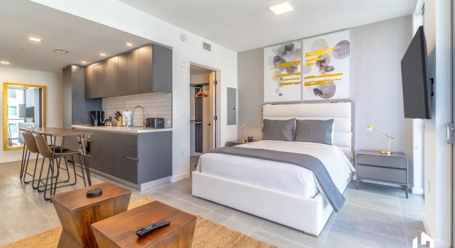 Студия Deluxe с балконом и с частичным видом на океан Downtown Miami Condos by Lua Host