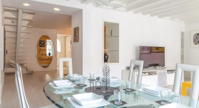 Апартаменты с 3 комнатами Luxury 350 Sq Mt flat with Terrace central Trieste