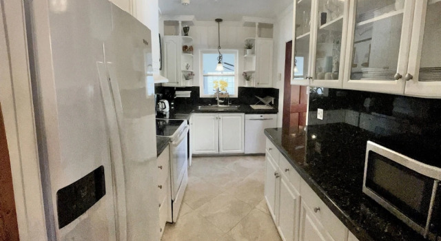 Коттедж Luxury с 4 комнатами 4BR, 4BA House Beach, Entertainment, Nightlife