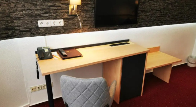 Четырёхместный семейный номер Standard Hotel Grille