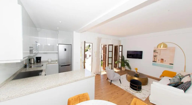 Awesome Apartment In GOLDEN MILE/2BED/Señorio Marb
