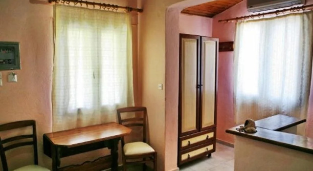 Paradise Studios, Rezervasyon Otel Petra Midilli