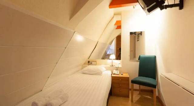 Номер Economy The Townhouse Hotel