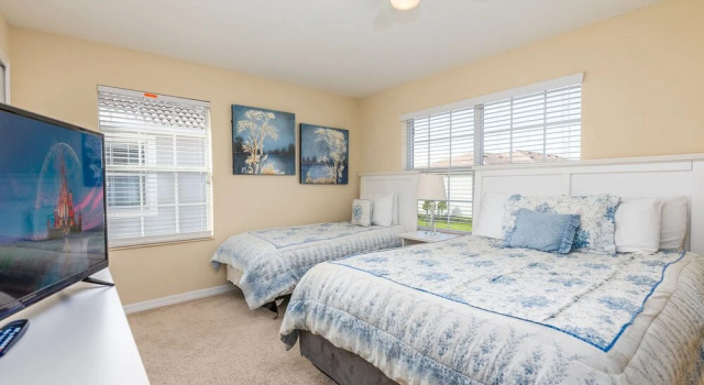 Cozzy home 5Bdr 5Bath with Pvt Pool and close to Disney parks