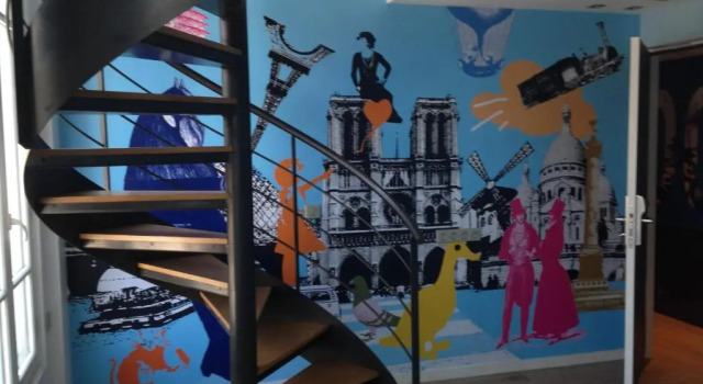 Кровать в общем номере The 3 Ducks Eiffel Tower by Hiphophostels