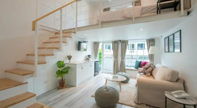 Номер Standard Дуплекс с балконом White Ivory Bed And Breakfast