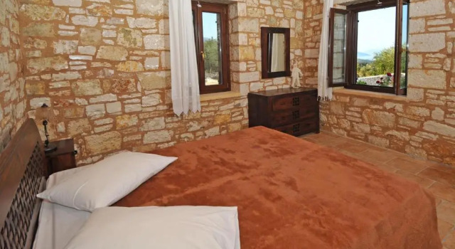 Villa Koutsoypia Stone House