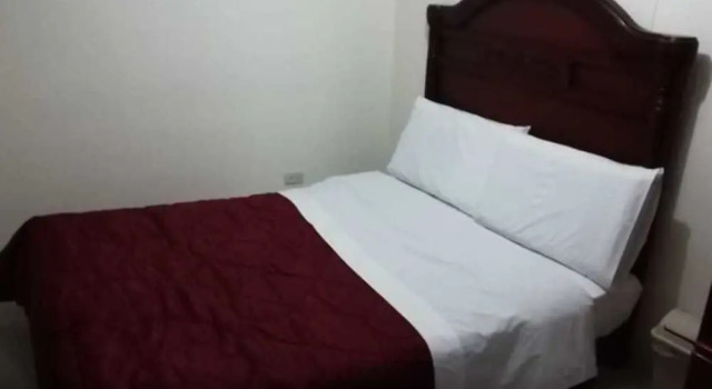 Hostal Fontanar Prado, Book Hotel Hotels in Cota with Parking, Parking