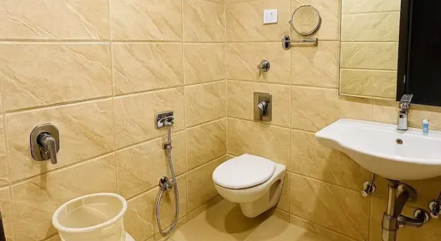 Номер Deluxe Hotel Himshri Mall Road By Ovata