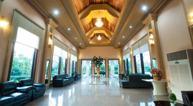 Pearl Resort and Hotel