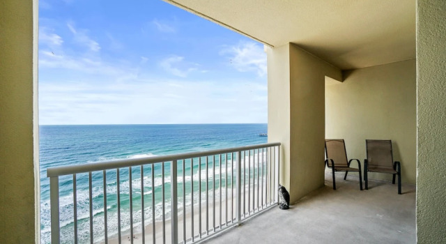 Номер Standard с 2 комнатами с балконом и рядом с пляжем Grand Panama Beach Resort by Panhandle Getaways