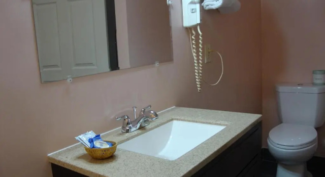 Двухместный номер Standard Pinconning Trail Inn Motel