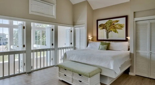 Crystal Oasis Across From Beach Heated Pool