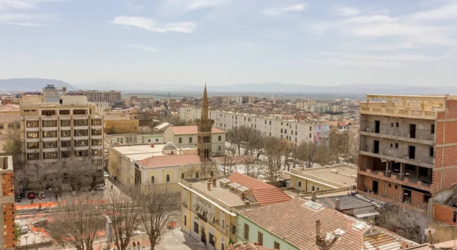 Balkonlu küçük süit Hotel Azdif