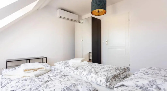 Penthouse near Schoenbrunn with large terrace! N43, Prenota Hotel 12. Meidling Vienna