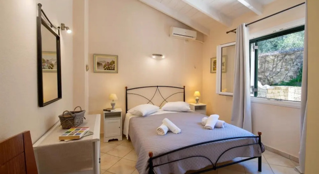 Коттедж Maritina Villa - 2 BR House Surrounded by Olive Groves