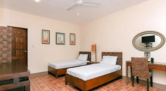 Lüks üç kişilik oda Turtle Bay Dive Resort