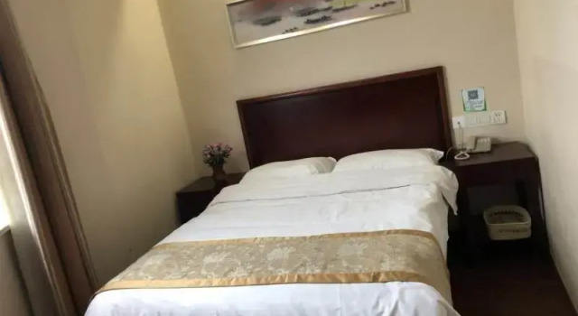 Двухместный номер Standard GreenTree Inn Jiangsu Wuxi New District High Speed Rail Station Newland Family Express Hotel