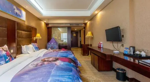 Lanbowan Hotel, Забронировать Отель Энши Хубэй