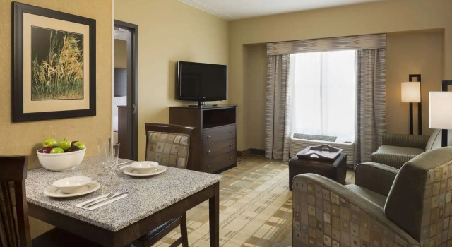 Люкс c 1 комнатой Homewood Suites by Hilton Coralville - Iowa River Landing