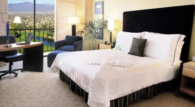 Двухместный номер Standard Pacific Palms Resort and Golf Club