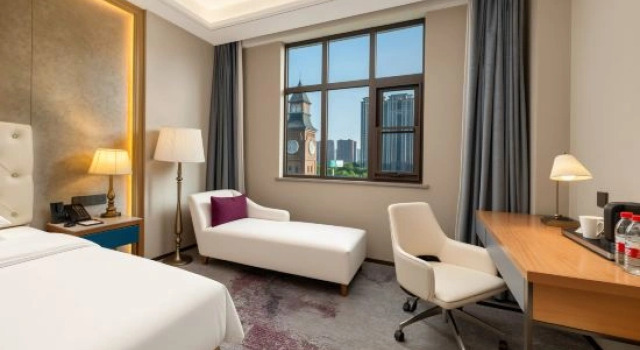 Двухместный номер Standard Ramada by Wyndham Zhumadian West Station