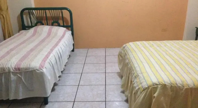 Hotel Maximo, Boek Hotel Portoviejo Manabi