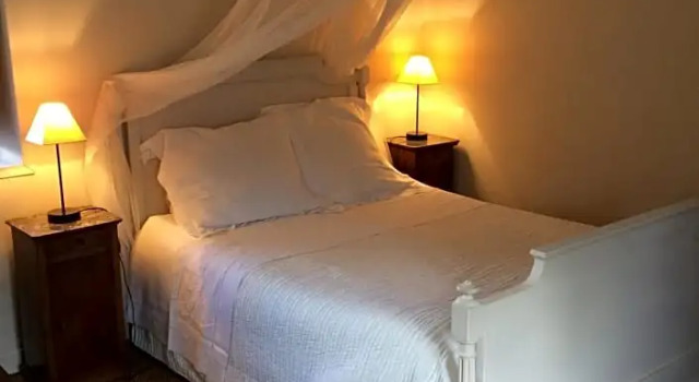 Chateau de Vesset, Prenota Hotel Trateau Alvernia