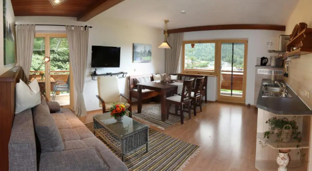 Ferienwohnung am Römerweg Wald, Reserva ahora Hotel Hoteles en Inzell con aparcamiento, Aparcamiento