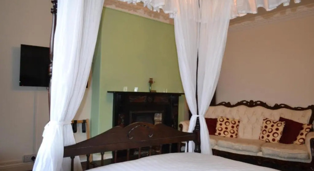 Номер Deluxe Oak Tree Inn