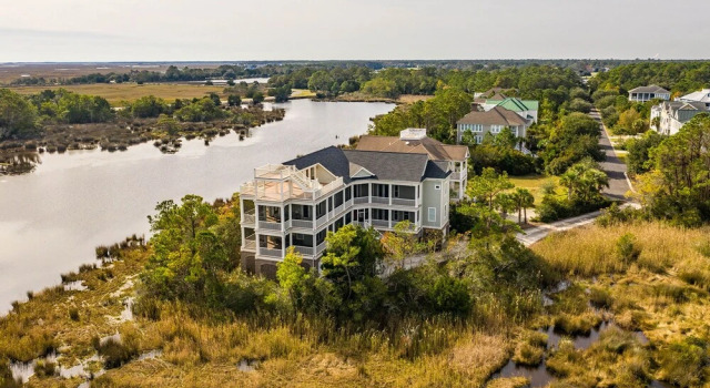 The Porches by Peace Vacations, Buchen Sie Ferienhaus Debordieu Colony USA