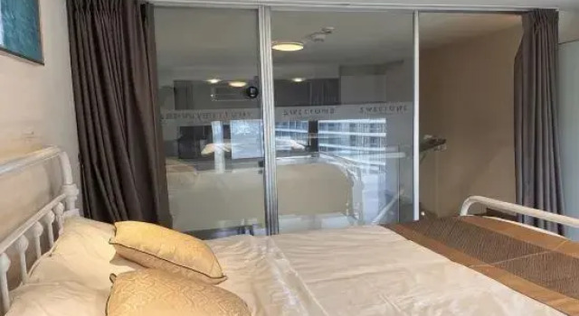 Люкс Дуплекс с видом на озеро Shanghai Lime Duplex Apartment