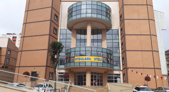 Selahaddin Eyyubi Uygulama Oteli