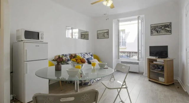 Апартаменты Charming flat 4 minutes from the Grande Plage of Biarritz away - Welkeys