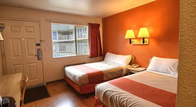 Четырёхместный номер Standard Motel 6-Coeur DAlene, ID