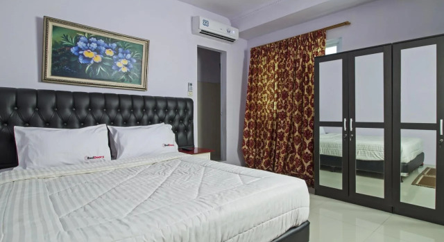 RedPalm1 Guest House, Book Guesthouse Jakarta Jakarta Province